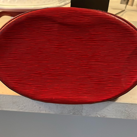 Louis Vuitton Red Epi Saint Jacques Handbag - Picture 5 of 12